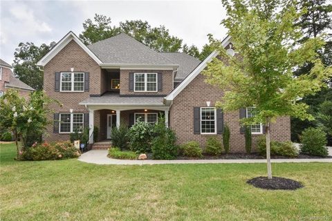 411 Conaway Court sold home in The Glen At Wesley Oaks, Waxhaw, NC