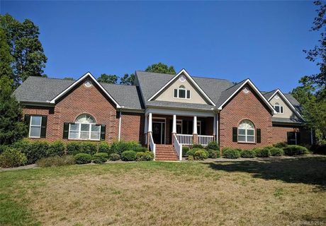 2989 Ellington Drive