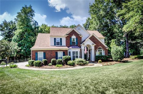 Previously sold for $415,000
