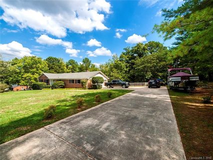 346 Skyview Drive