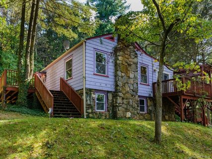 Previously sold for $284,500
