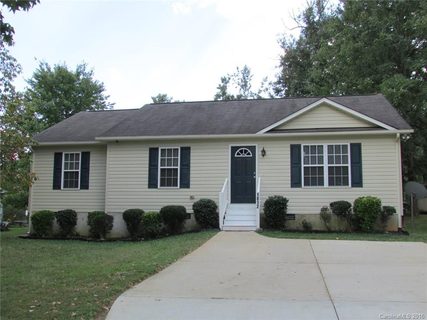 1812 Hampshire Drive