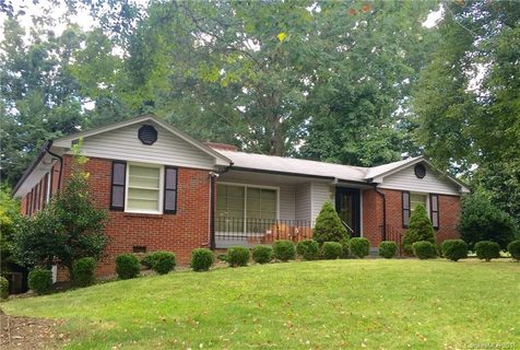 65 Wilshire Drive