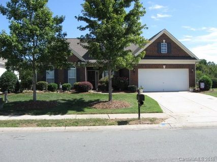 105 Pine Lake Drive