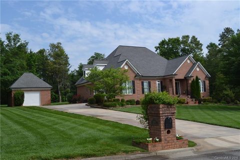 6247 Chamar Circle
