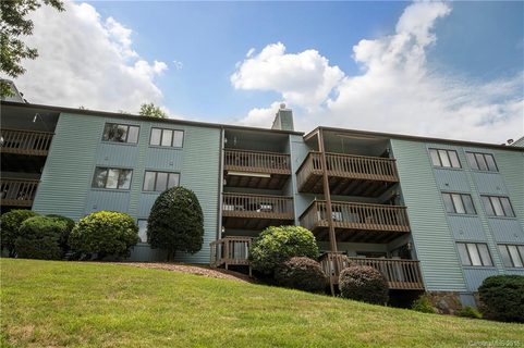 87 Willow Road B-10