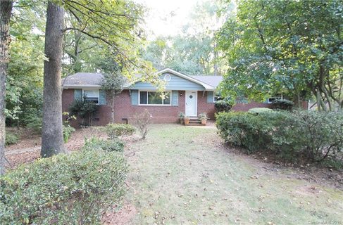 1328 Manchester Lane