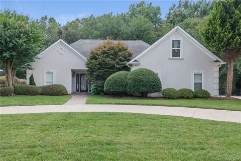 19340 Yachtman Drive sold home in Yachtman Shores, Cornelius, NC