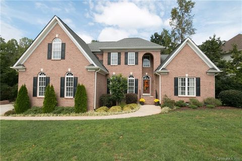 3603 Maple Brook Drive