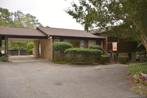 410 Wildlife Access Road sold home in Lakemont, Hickory, NC