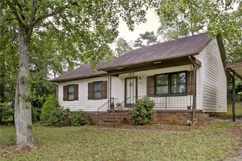 376 Winecoff Street