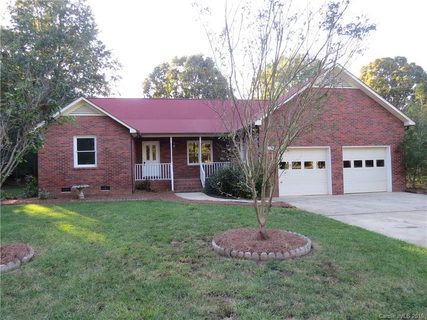 8270 Scarlet Oak Court