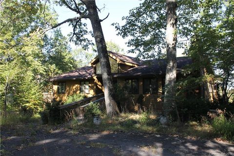 543 Sweetwater Lane sold home in Sweetwater Farms, Pisgah Forest, NC