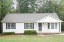 221 Hickory Wood Drive sold home in Kannapolis, SC