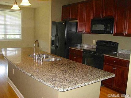 128 K Steinbeck Way