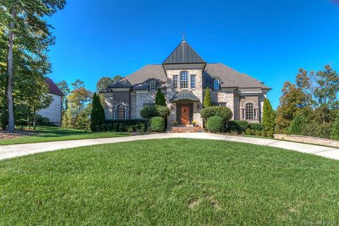 1106 Seminole Drive sold home in Firethorne, Fort Mill, SC