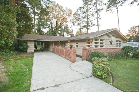 345 Roberts Street