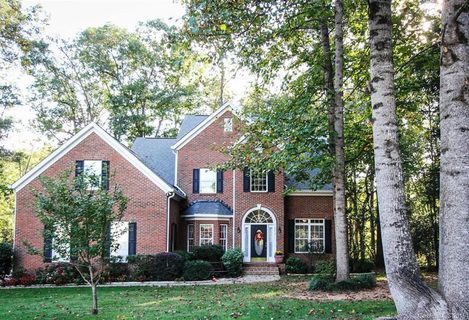 10219 Windtree Lane