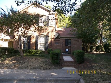 8960 Providence Colony Drive sold home in Providence Colony, Charlotte, NC