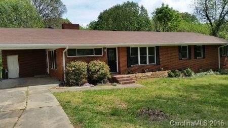 5230 Pinebrook Drive sold home in Lewis Forest, Charlotte, NC