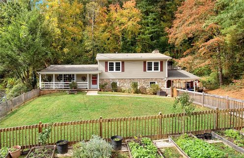 Previously sold for $366,400