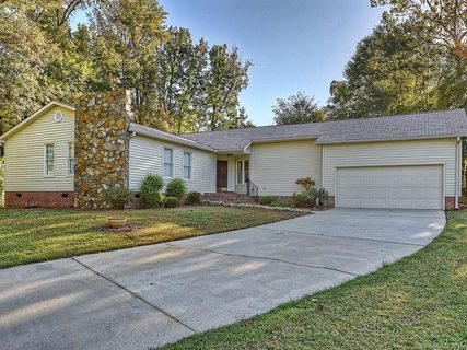 2312 Chateau Court