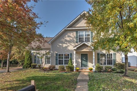 13501 Glenwyck Lane
