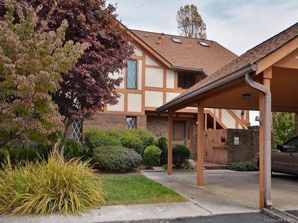 502 Fleetwood Plaza #