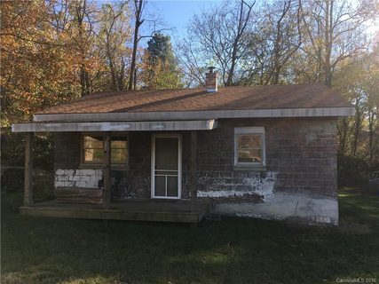 194 Richland Street sold home in W M Worley Estate, Asheville, NC