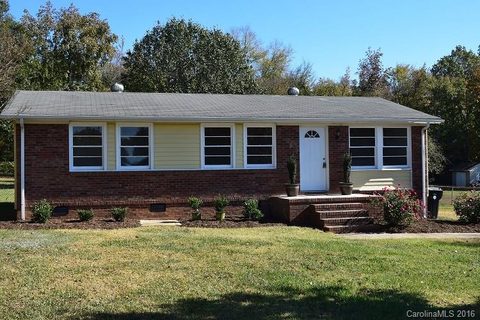 651 Primrose Lane sold home in Crestview, Concord, NC
