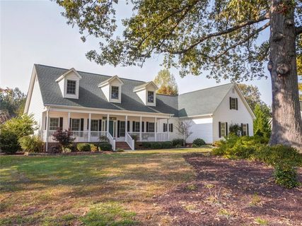 938 Silver Charm Lane sold home in Derby Downs, York, SC
