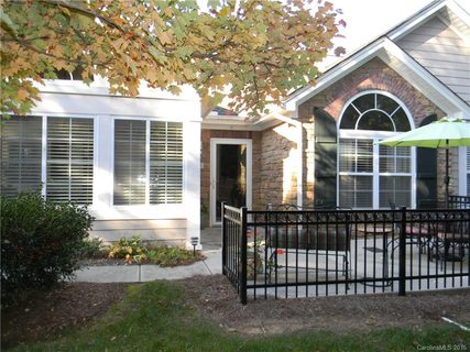 298 Lone Oak Circle sold home in The Village At India Hook, Rock Hill, SC