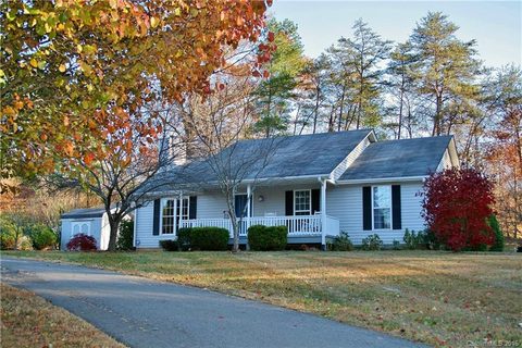 103 Snitzy Drive sold home in Tennille Dawn Estates, Weaverville, NC
