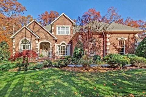 1120 Holland Oaks Drive