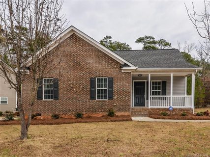 321 Village Drive sold home in East Village, Monroe, NC