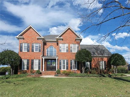11232 Megwood Drive sold home in Berwick, Charlotte, NC