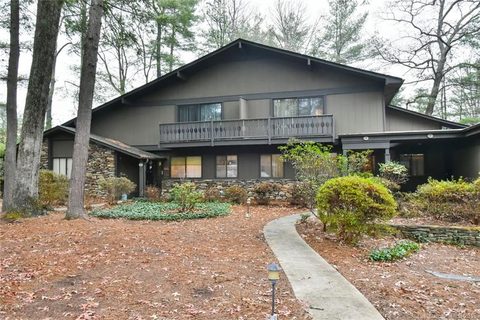106 Laurelwood Circle 3