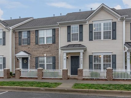 1668 Chamberside Drive 133 sold home in Manchester, Rock Hill, SC