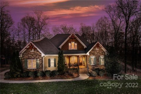 2523 East Providence Drive sold home in East Providence Estates, Charlotte, NC