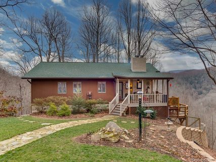 750 Pollys Mountain Road sold home in Hideaway Acres, Saluda, NC