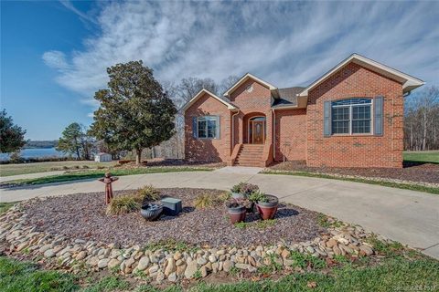 152 Waterwood Drive