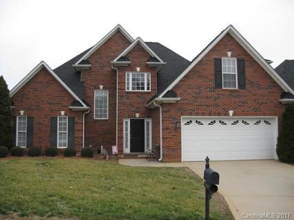 2520 Firethorn Court