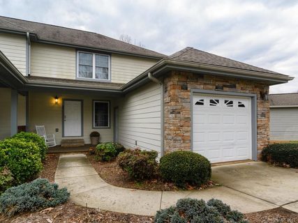 24 Aberdeen Drive