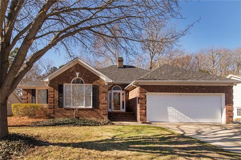 1347 Mistletoe Ridge Place
