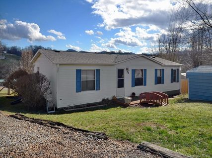 28 Northridge Drive sold manufactured home in North Ridge, Canton, NC