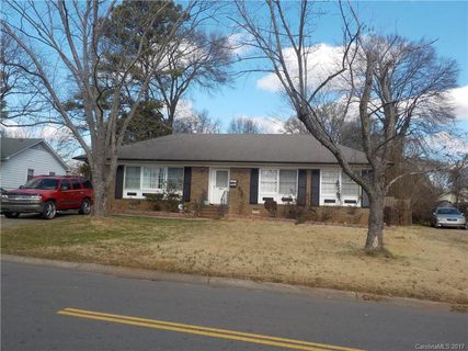 4801 Carriage Drive Circle