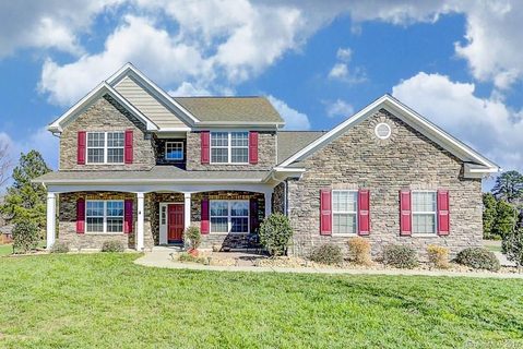 2007 Spring Rose Lane sold home in Wesley Chase, Matthews, NC