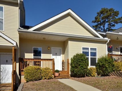 703 Villas Court sold townhome in Villas At Cedar Hill, Asheville, NC