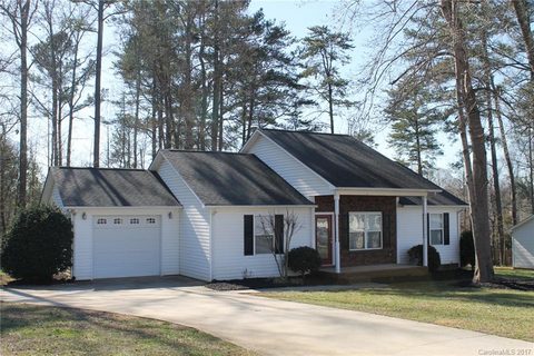 1005 Mays Court sold home in Sunset Crossing, Gastonia, NC