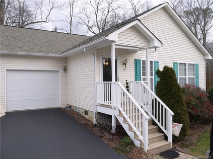 7b Bent Grass Court 7B sold townhome in Fairway Villas, Black Mountain, NC